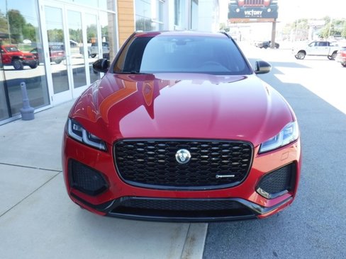 Used 2025 Jaguar F-PACE R-Dynamic S image 6