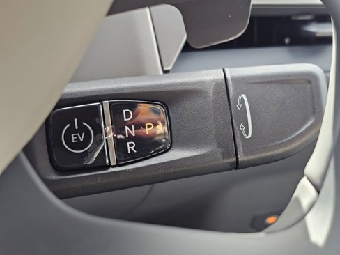 New 2026 Kia EV9 Wind image 19