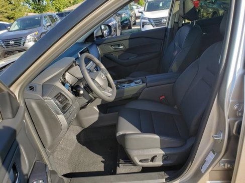 New 2026 Nissan Rogue SV image 12