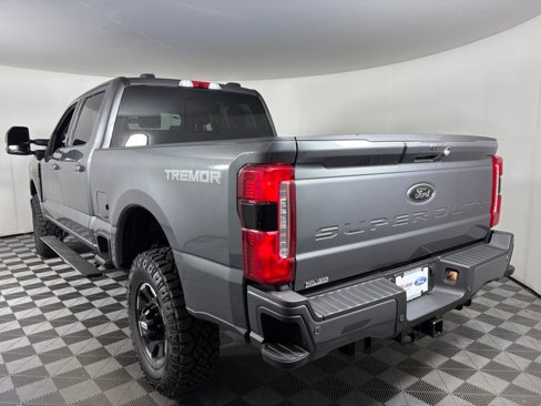New 2026 Ford F250 Lariat image 5