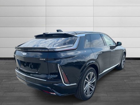 New 2026 Cadillac Lyriq Luxury image 5