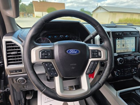 Used 2019 Ford F250 Lariat w/ Lariat Value Package image 13