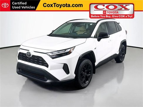 Certified 2025 Toyota RAV4 XLE image 1