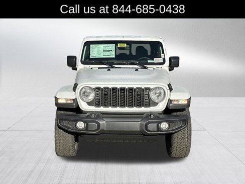 New 2025 Jeep Gladiator Sport image 2