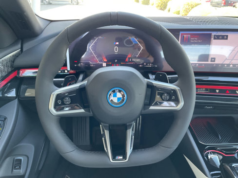 New 2026 BMW 550e xDrive w/ Premium Package image 11