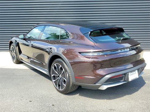 Certified 2023 Porsche Taycan 4S image 3