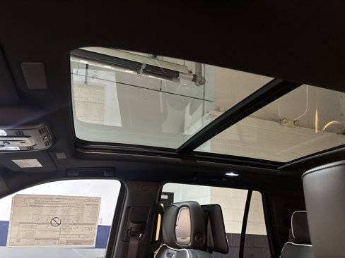 New 2026 GMC Yukon AT4 Ultimate w/ LPO, Floor Liner Package image 26