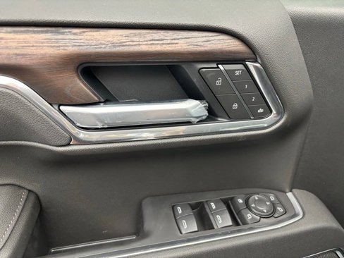 New 2025 GMC Sierra 1500 SLT w/ SLT Premium Package image 24