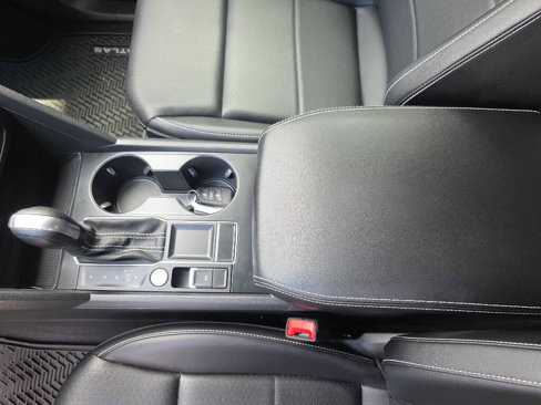 Used 2022 Volkswagen Atlas SE image 11