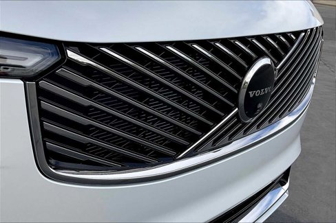 New 2026 Volvo XC90 B6 Plus w/ Protection Package Premier image 34