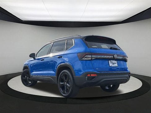 New 2025 Volkswagen Taos SE image 5