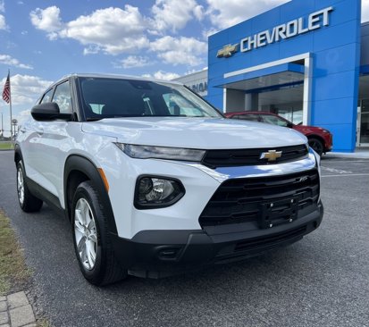 Used 2023 Chevrolet TrailBlazer LS image 1