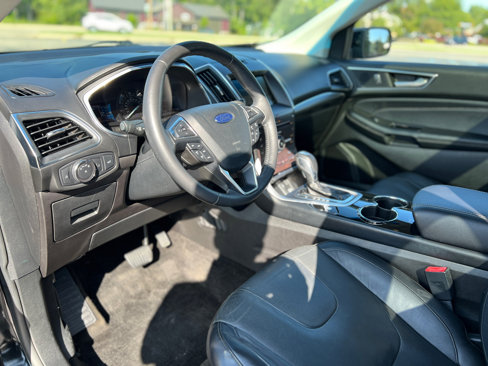 Used 2015 Ford Edge Titanium w/ Equipment Group 302A image 16