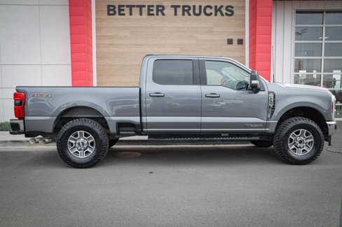 Used 2024 Ford F250 Lariat image 2