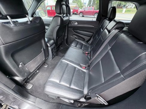 Used 2019 Jeep Grand Cherokee Limited image 14
