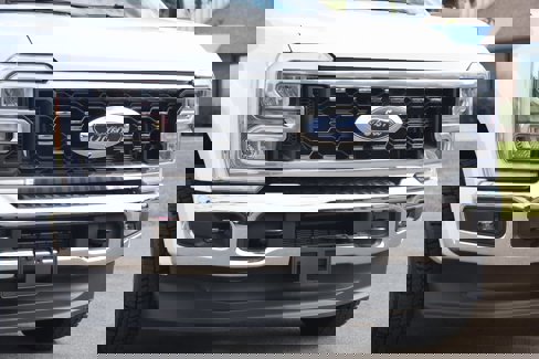 Used 2025 Ford F450 Lariat image 53