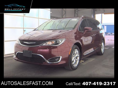 Used 2017 Chrysler Pacifica Touring-L Plus w/ Tire & Wheel Group image 1