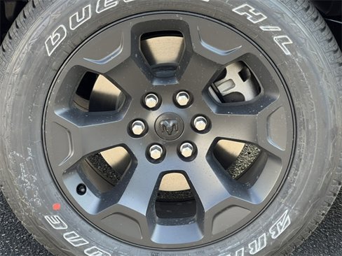 New 2026 RAM 1500 4x4 Crew Cab image 6
