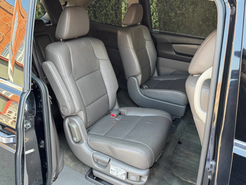 Used 2015 Honda Odyssey Touring Elite image 7