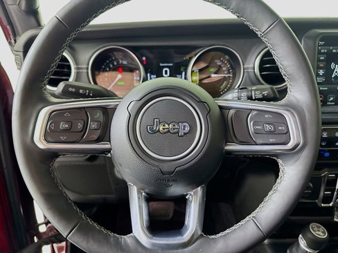 Used 2021 Jeep Wrangler Unlimited Sahara w/ Cold Weather Group image 11