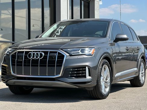 Used 2023 Audi Q7 3.0T Prestige image 4