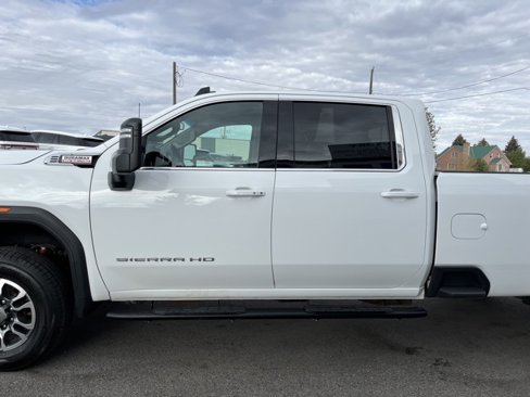 Used 2024 GMC Sierra 3500 SLE w/ SLE Convenience Package image 5