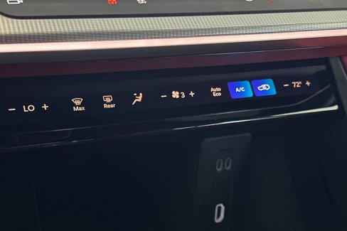 New 2025 Jeep Wagoneer Launch Edition image 18