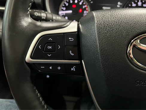 Used 2024 Toyota Highlander XSE image 13