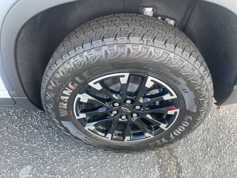 New 2026 Chevrolet Traverse Z71 w/ Enhanced Driving Package image 5