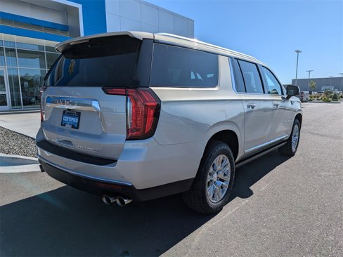 Certified 2022 GMC Yukon XL Denali image 32