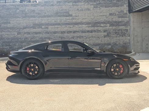 New 2025 Porsche Taycan GTS image 8