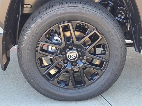 New 2026 Toyota Tundra Limited image 9