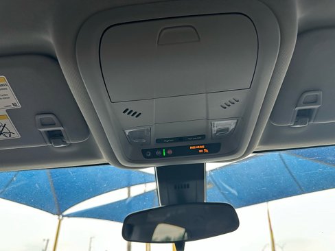 Used 2023 Chevrolet Equinox LT image 21
