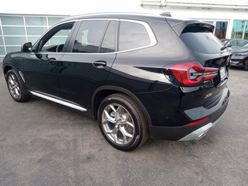 Used 2024 BMW X3 xDrive30i w/ Premium Package image 6