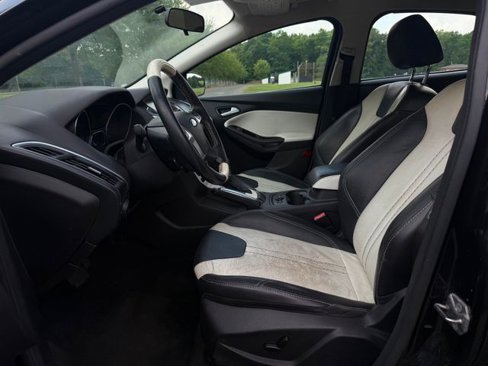 Used 2013 Ford Focus Titanium image 7