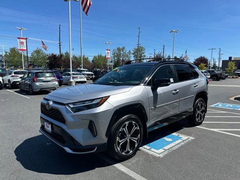 Certified 2025 Toyota RAV4 XSE image 7