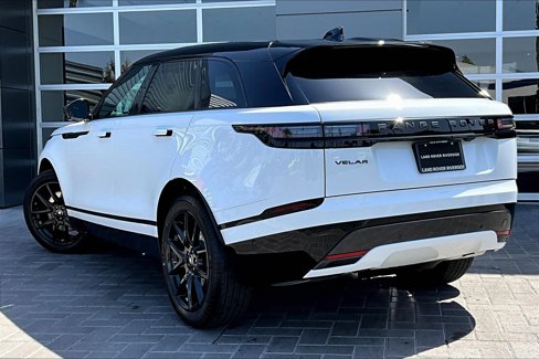 New 2026 Land Rover Range Rover Velar Dynamic SE image 3