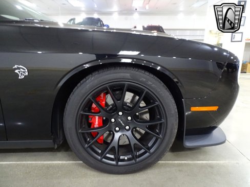 Used 2015 Dodge Challenger SRT Hellcat image 14