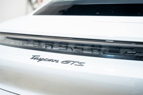 Used 2023 Porsche Taycan GTS image 15