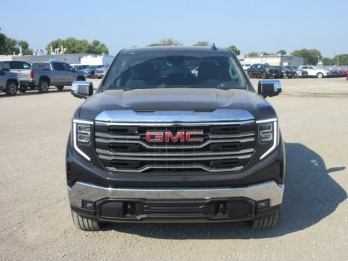 New 2026 GMC Sierra 1500 SLT w/ SLT Premium Package image 10