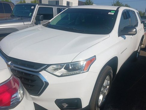 Used 2021 Chevrolet Traverse LS image 2