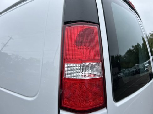 Used 2023 GMC Savana 2500 w/ Driver Convenience Package image 26