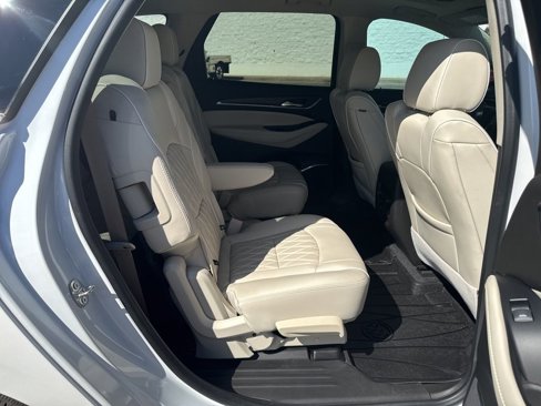Used 2023 Buick Enclave Avenir w/ Avenir Technology Package image 25