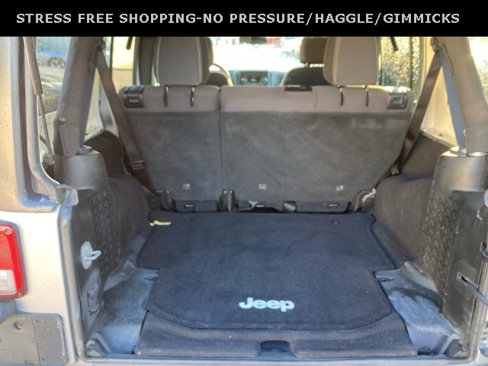 Used 2017 Jeep Wrangler Unlimited Sahara image 27