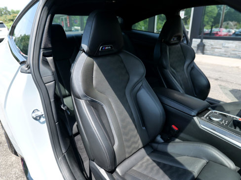 Used 2022 BMW M4 Coupe image 39