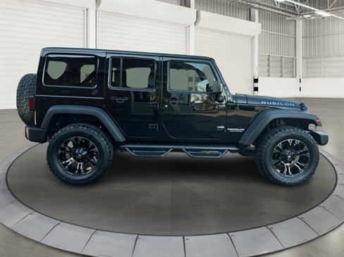 Used 2017 Jeep Wrangler Unlimited Rubicon w/ Connectivity Group image 6