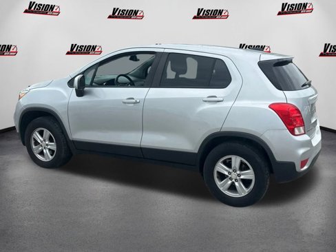 Used 2017 Chevrolet Trax LS w/ Fleet Convenience Package image 7