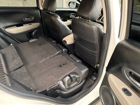 Used 2017 Honda HR-V EX image 18
