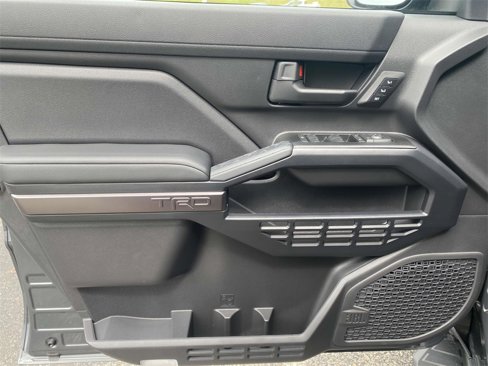 New 2025 Toyota 4Runner TRD Off-Road Premium image 17
