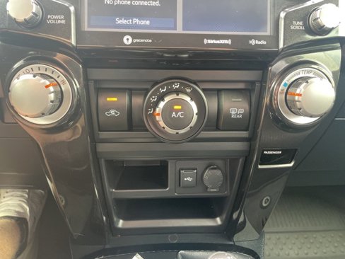 Used 2022 Toyota 4Runner TRD Off-Road image 20